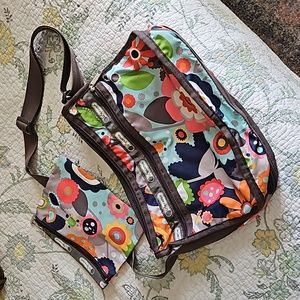 Classic LeSportsac Hippie Flowers Shoulder Bag with makeup bag